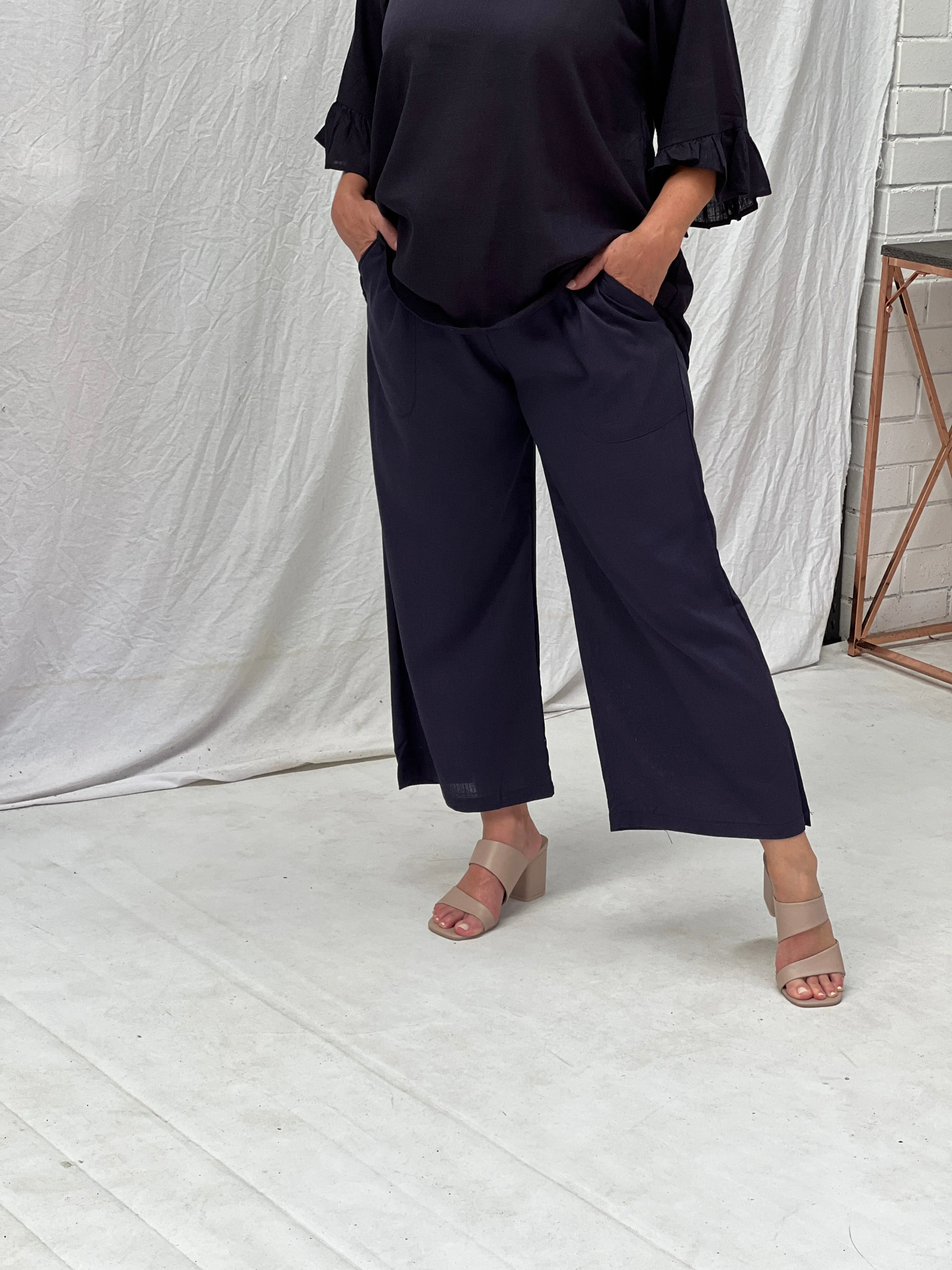 Niylah Navy Linen Pants